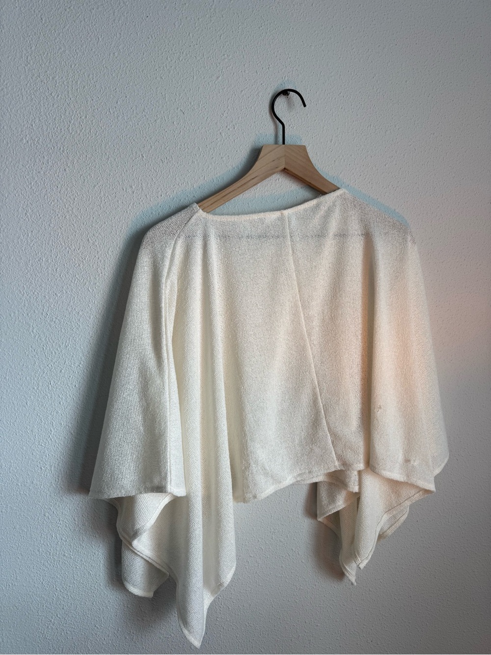 Cream Lightweight Women’s Poncho Top - Picture 6 of 6